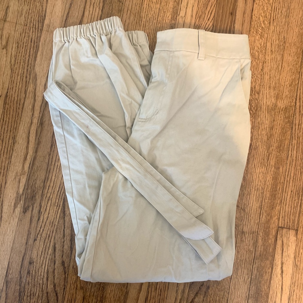 khakis cuffed jeans with belt